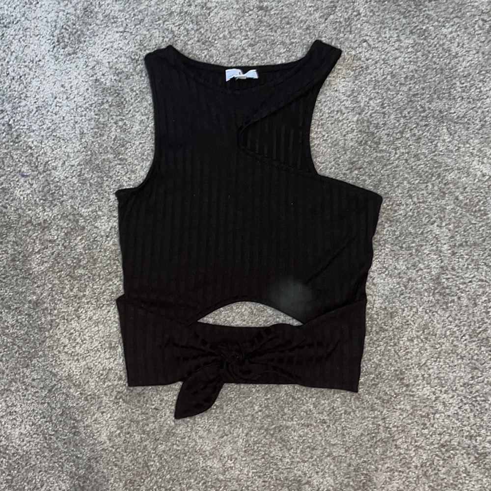 Cute off-center tank with tie